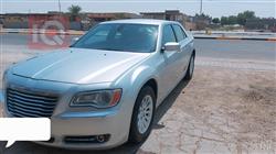 کرایسلەر 300